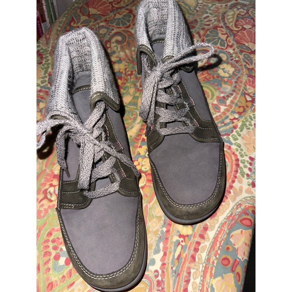 Chaco Barbary Grey Olive Suede Wool Fleece Lined Ankle Boots Womens 9 J106392